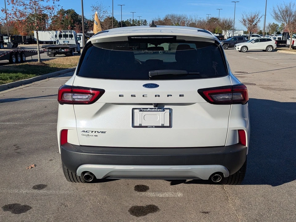 2023 Ford Escape - Image 5 of 21