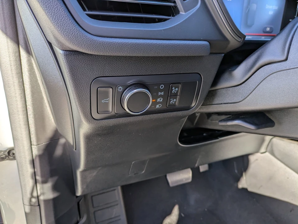 2023 Ford Escape - Image 17 of 21