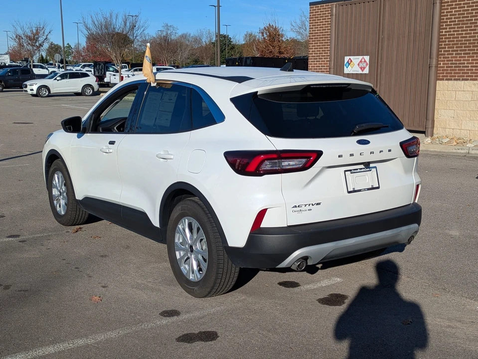 2023 Ford Escape - Image 6 of 21