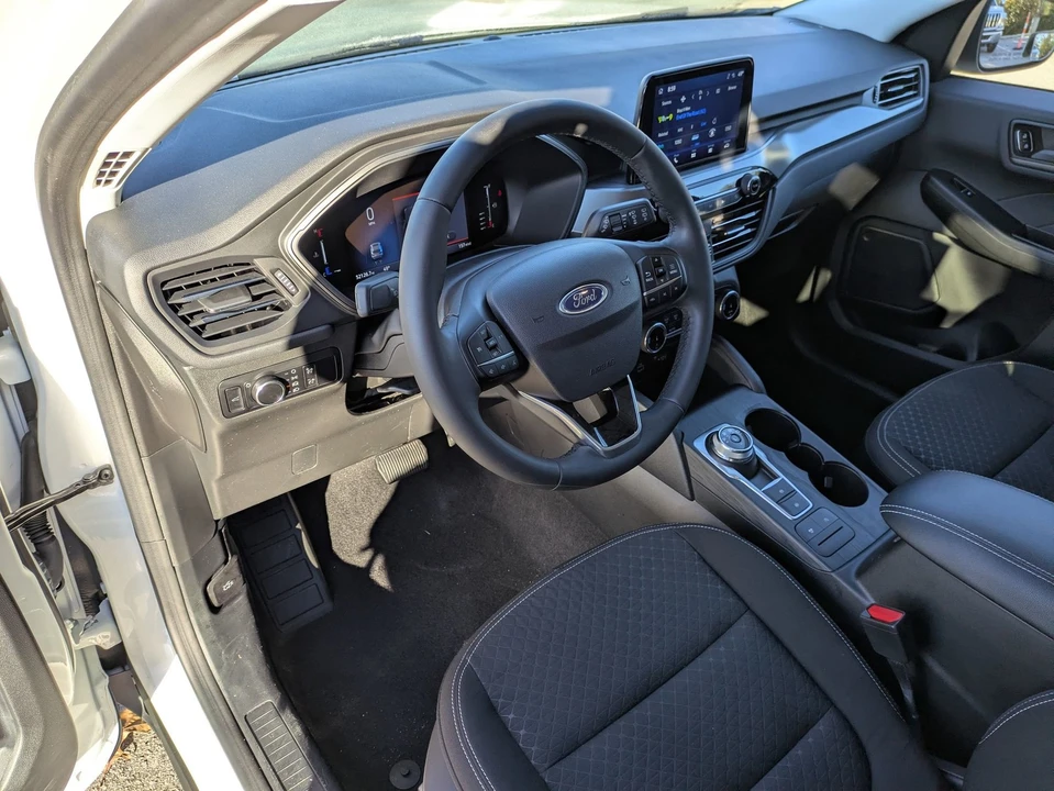 2023 Ford Escape - Image 14 of 21