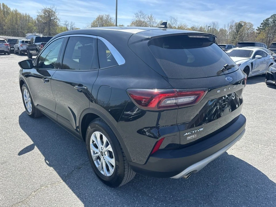 2023 Ford Escape - Image 5 of 5