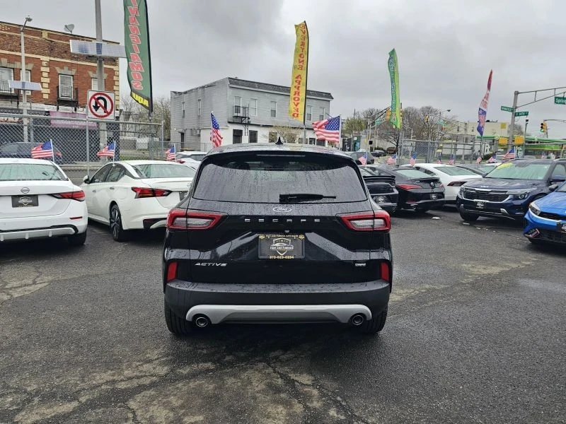 2023 Ford Escape - Image 7 of 12