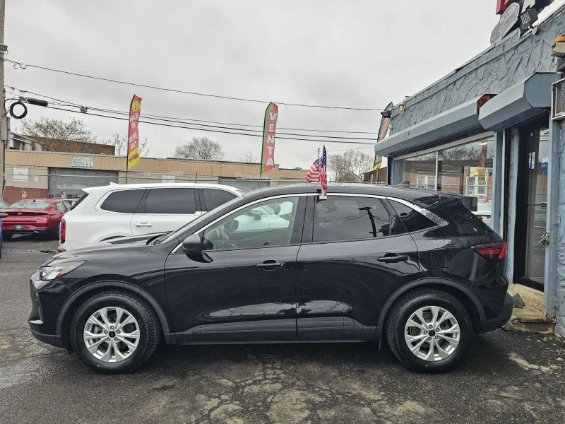2023 Ford Escape - Image 5 of 12