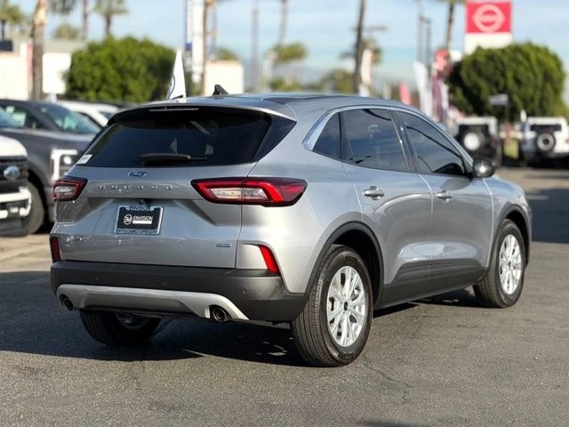 2023 Ford Escape - Image 8 of 12