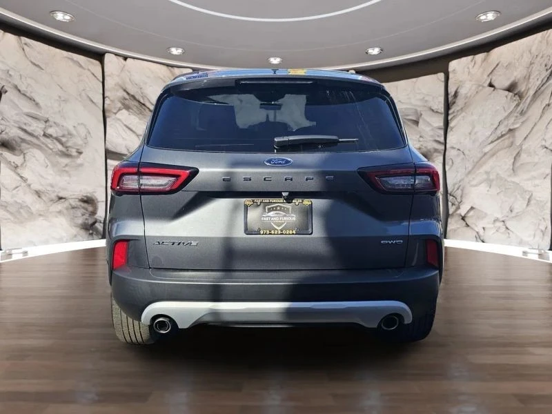 2023 Ford Escape - Image 7 of 12