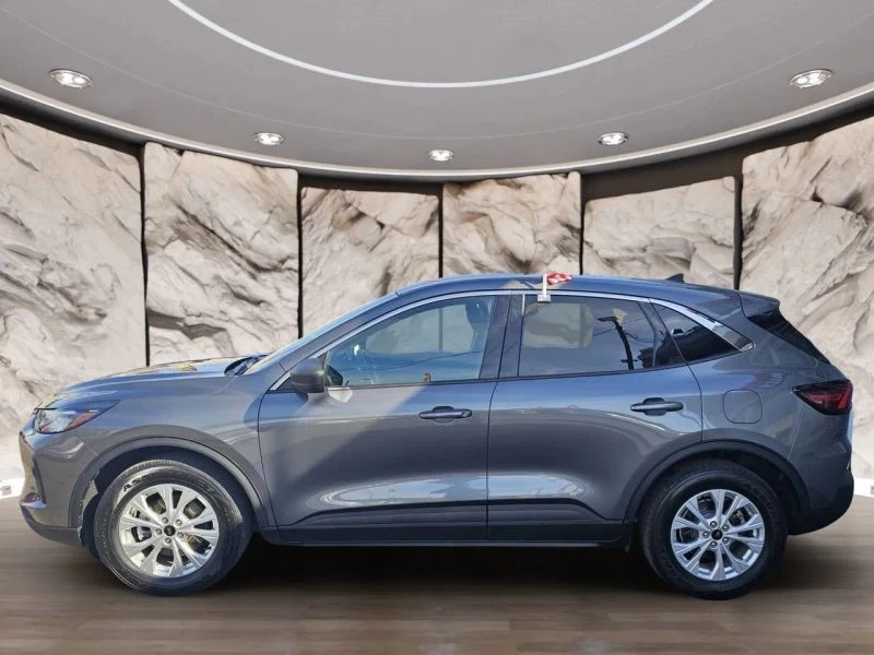 2023 Ford Escape - Image 4 of 12