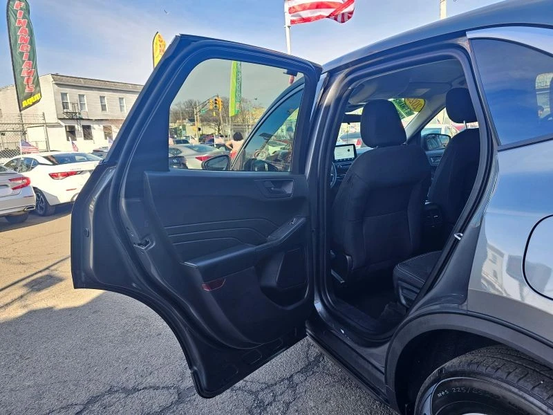 2023 Ford Escape - Image 10 of 12