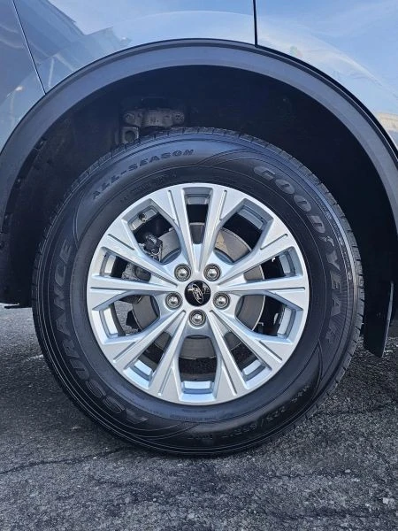2023 Ford Escape - Image 6 of 12