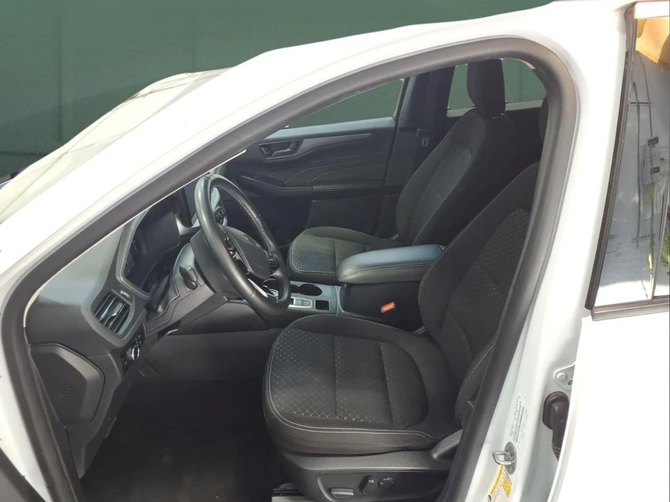 2023 Ford Escape - Image 22 of 27