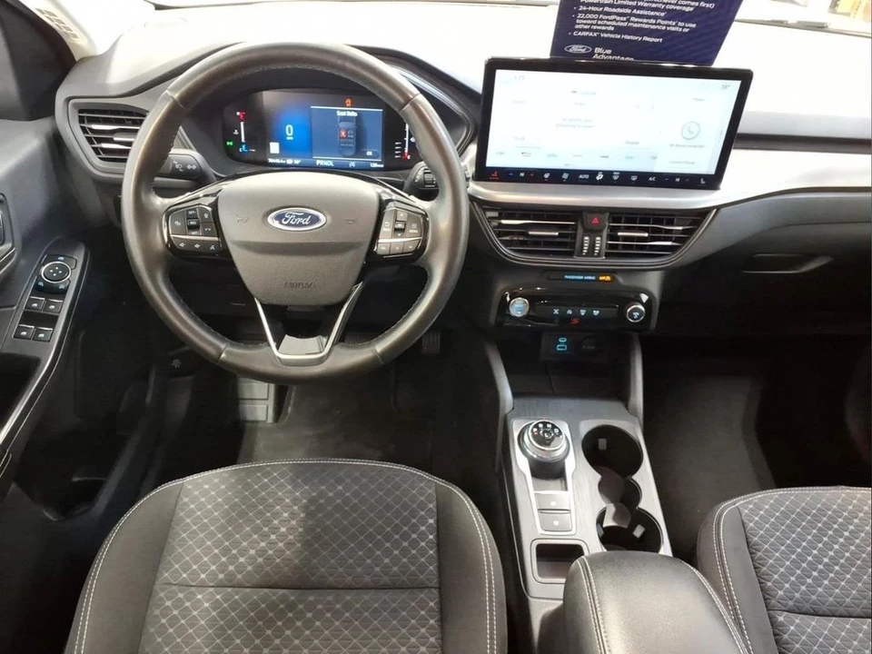 2023 Ford Escape - Image 7 of 27