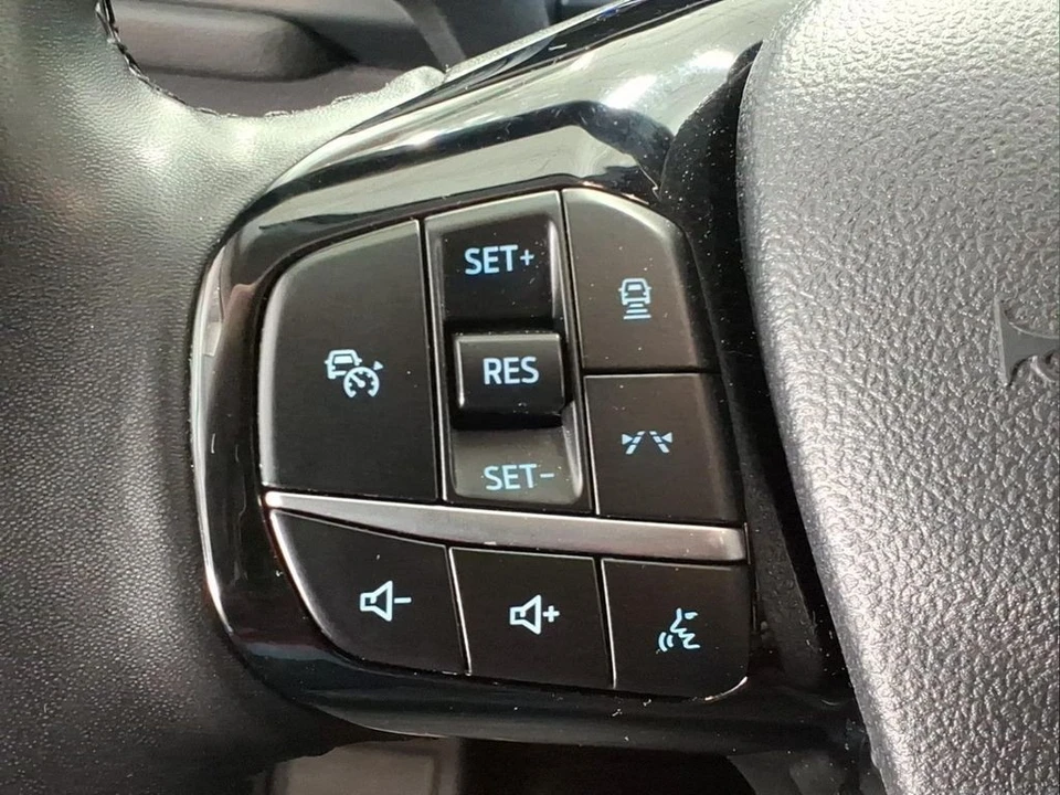 2023 Ford Escape - Image 17 of 27