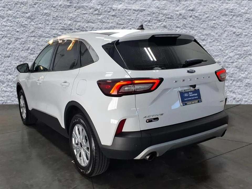 2023 Ford Escape - Image 4 of 21