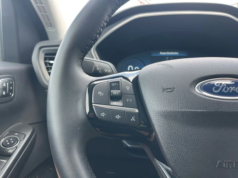 2023 Ford Escape - Image 15 of 21