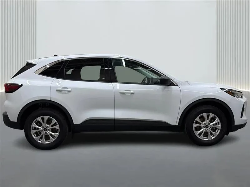 2023 Ford Escape - Image 6 of 12