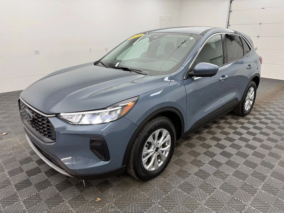 2023 Ford Escape - Image 12 of 12