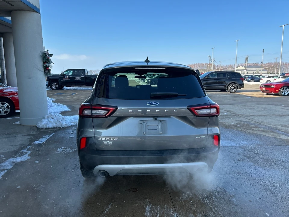 2023 Ford Escape - Image 7 of 21