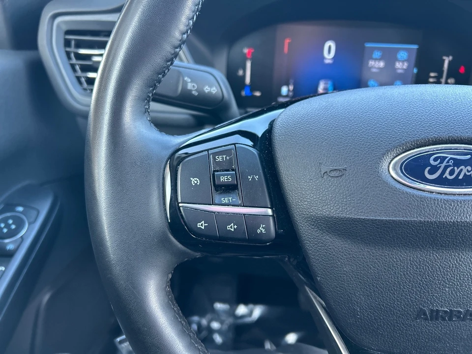 2023 Ford Escape - Image 15 of 21