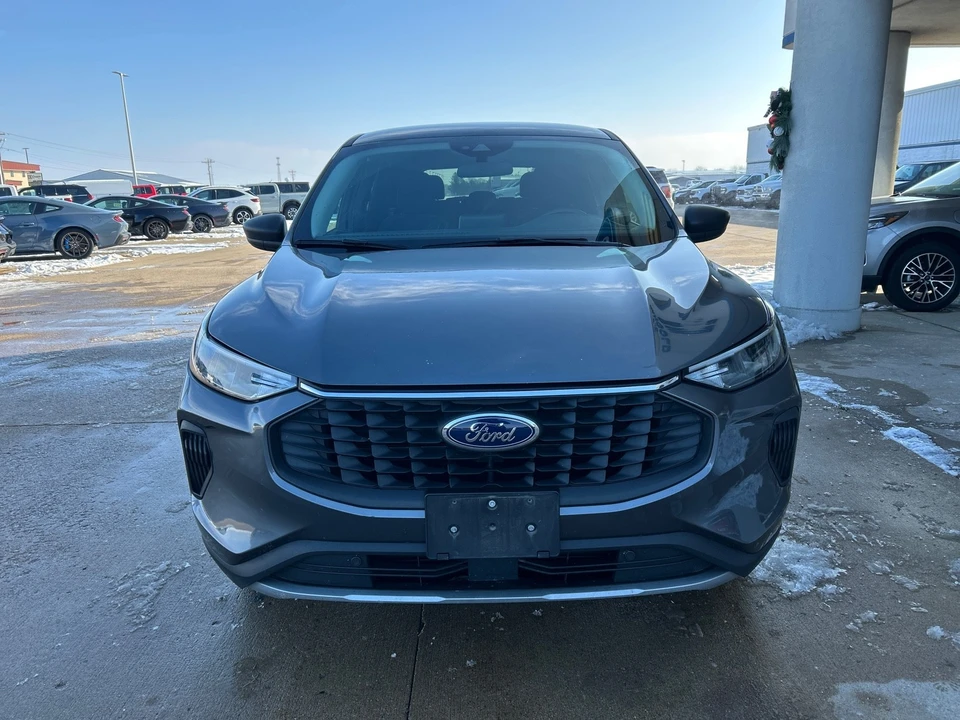 2023 Ford Escape - Image 3 of 21