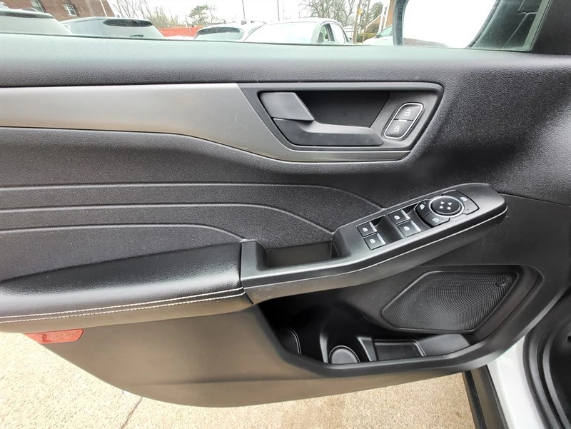 2023 Ford Escape - Image 7 of 14