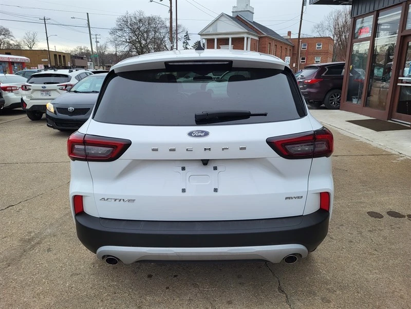 2023 Ford Escape - Image 5 of 14