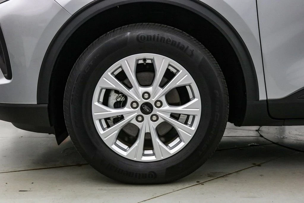 2023 Ford Escape - Image 11 of 21