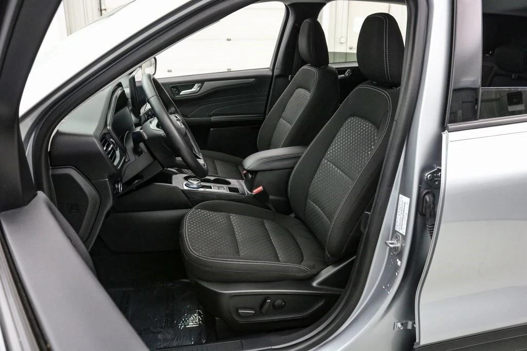 2023 Ford Escape - Image 12 of 21