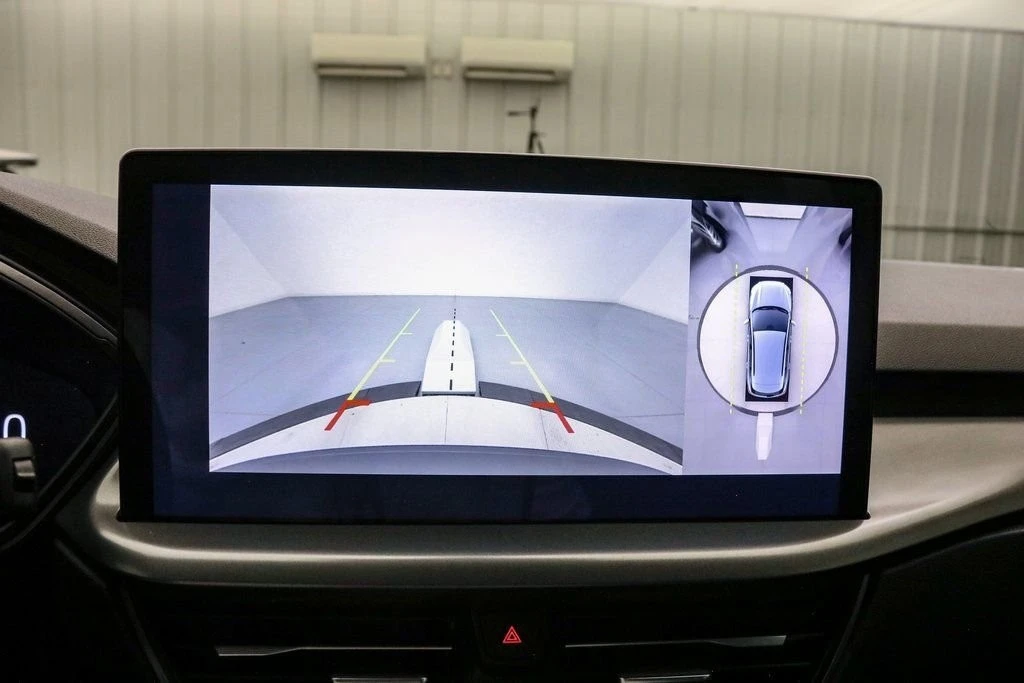 2023 Ford Escape - Image 17 of 21