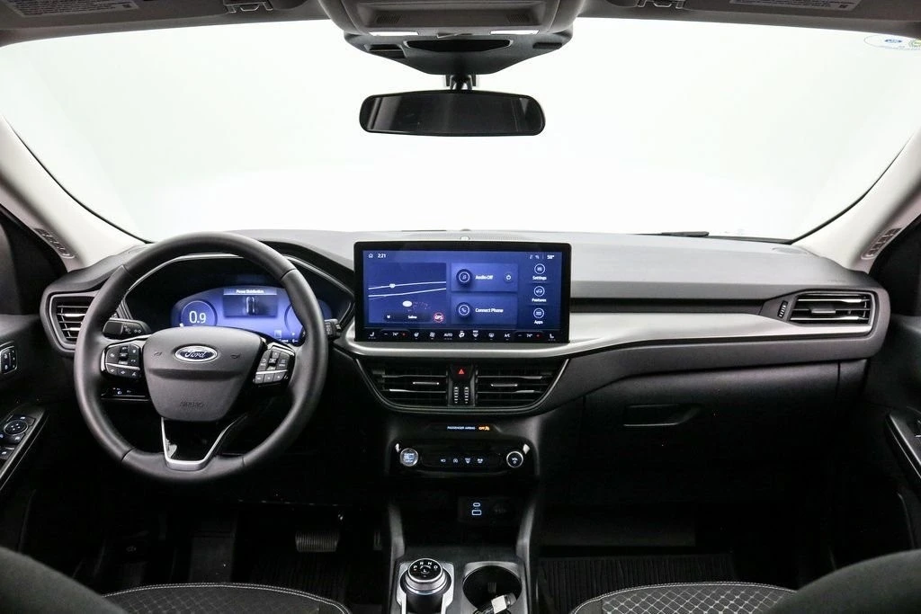 2023 Ford Escape - Image 15 of 21