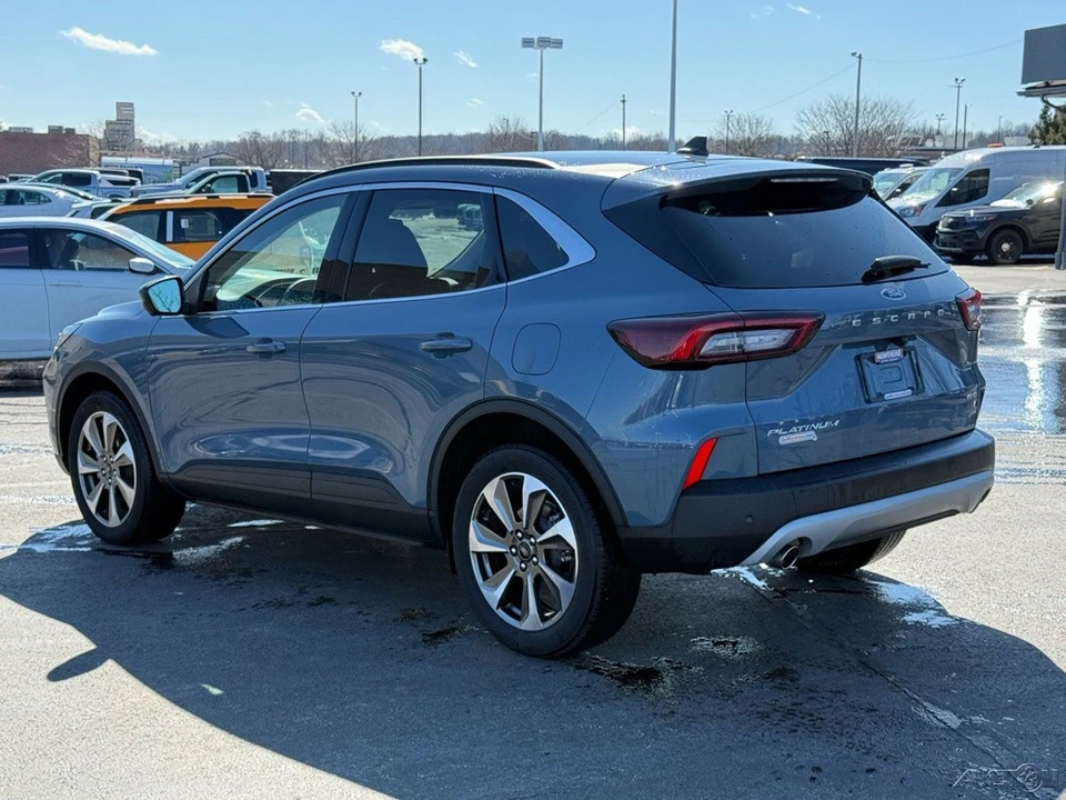 2023 Ford Escape - Image 5 of 12