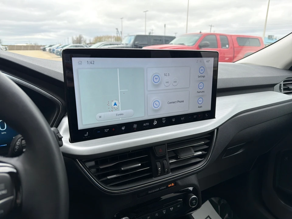 2023 Ford Escape - Image 15 of 20