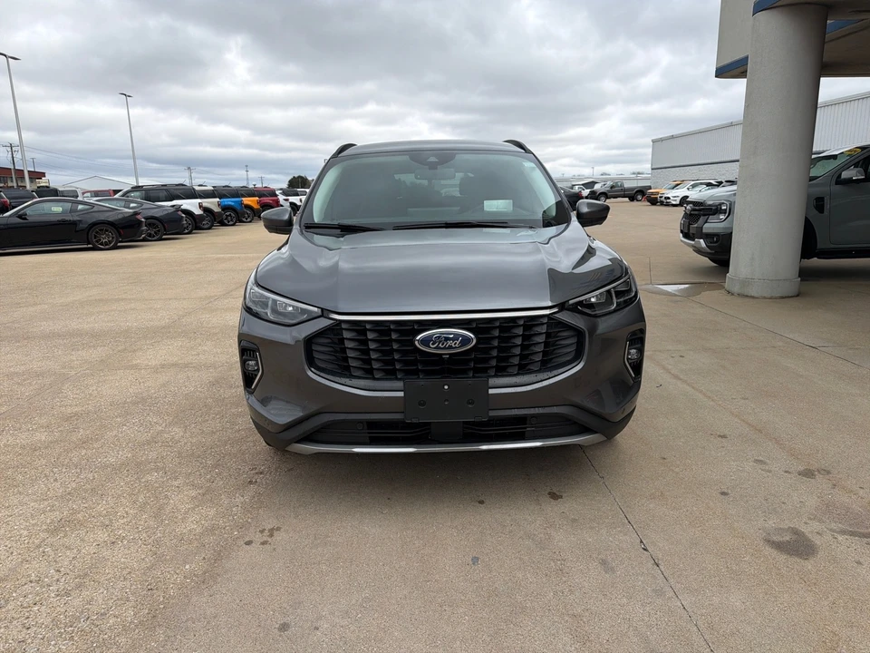 2023 Ford Escape - Image 3 of 20