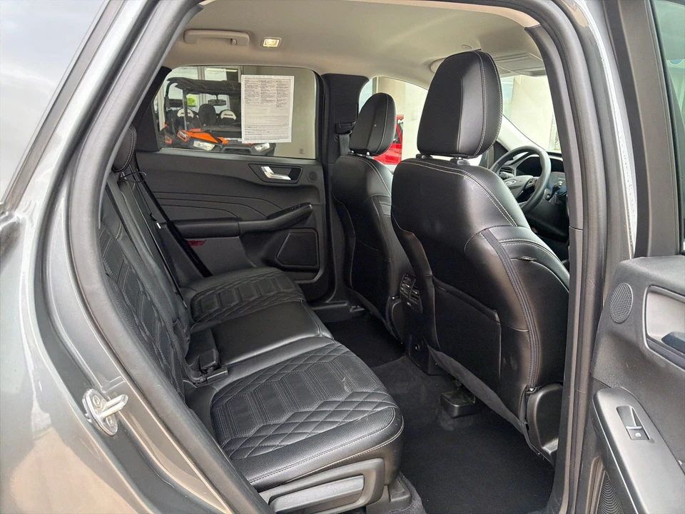 2023 Ford Escape - Image 10 of 20
