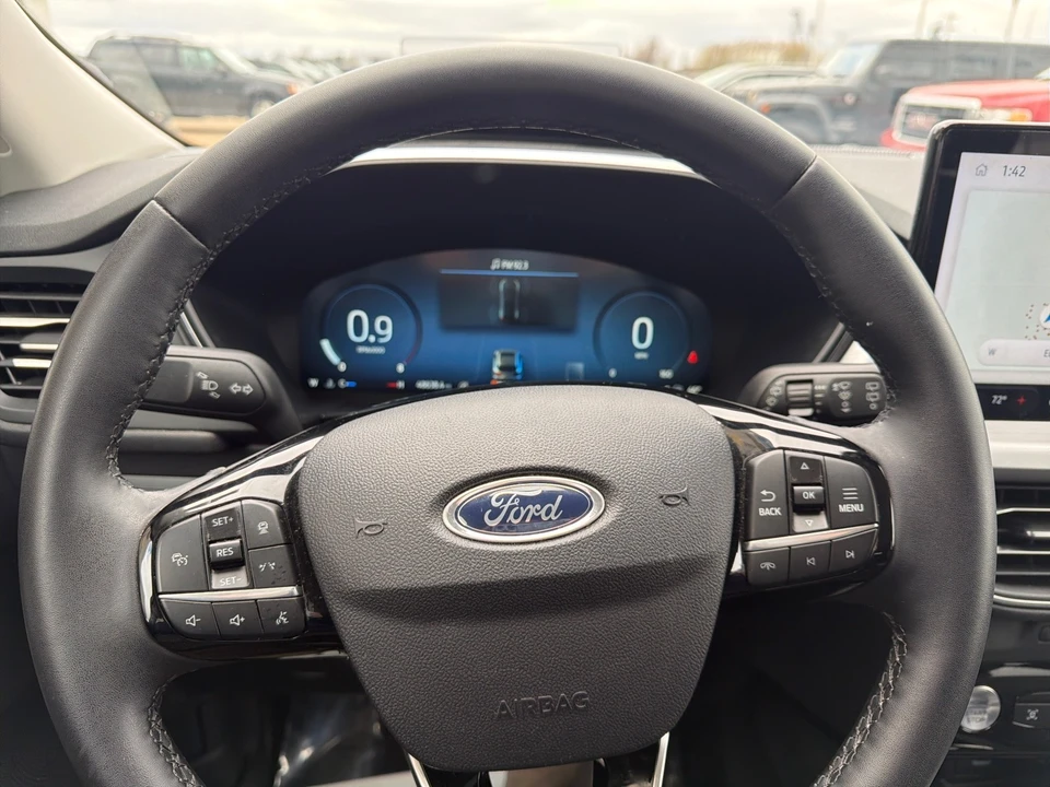 2023 Ford Escape - Image 13 of 20