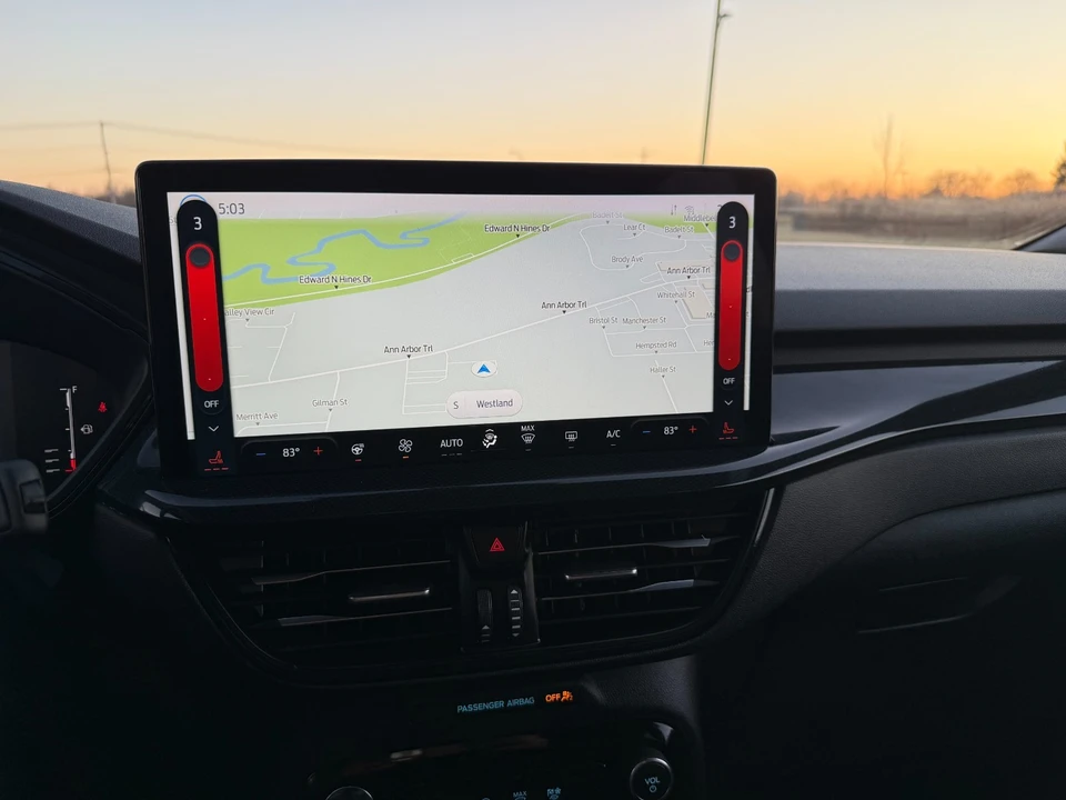 2023 Ford Escape - Image 19 of 21