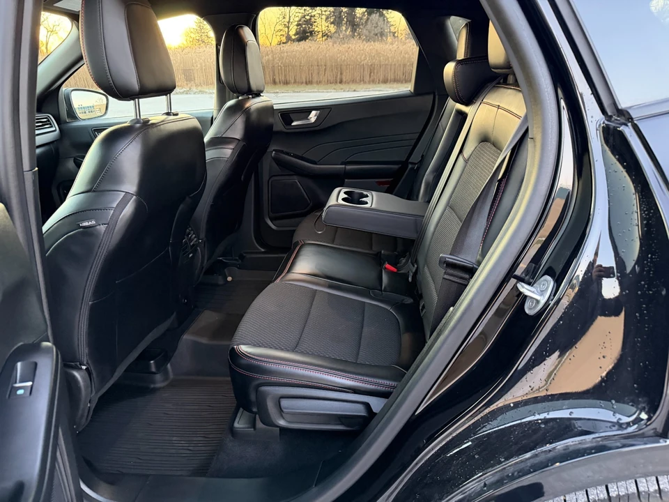 2023 Ford Escape - Image 12 of 21