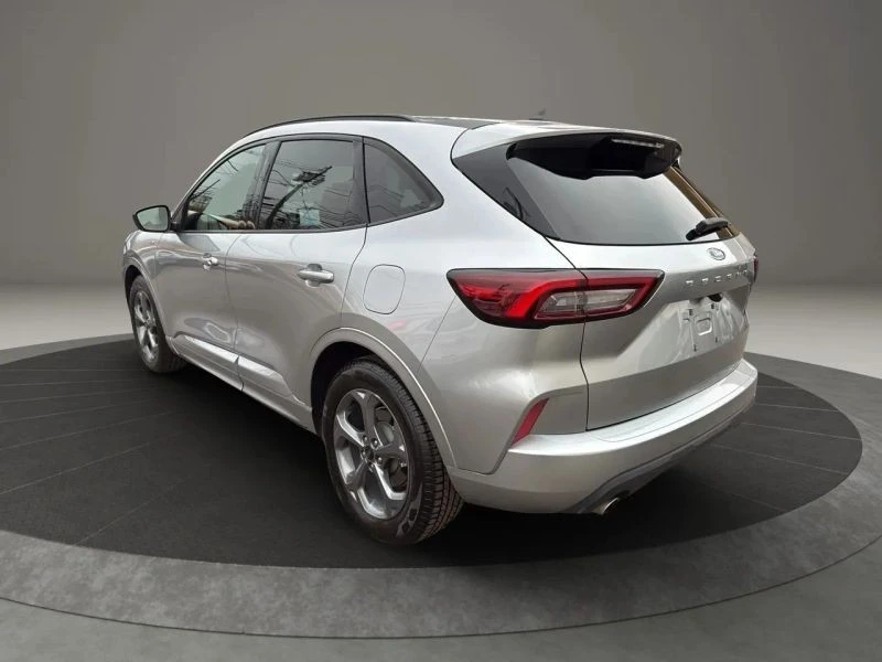 2023 Ford Escape - Image 7 of 12