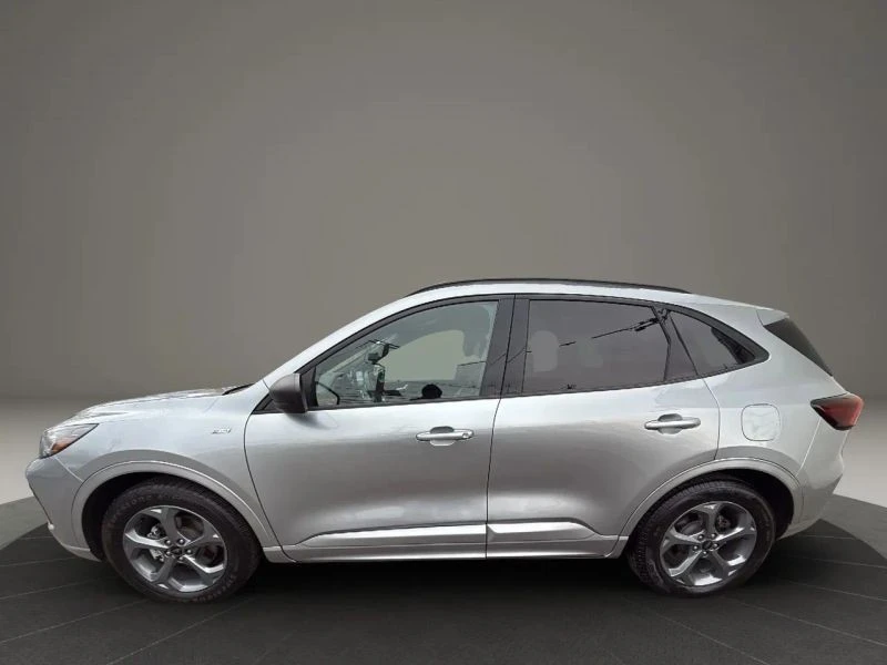 2023 Ford Escape - Image 8 of 12