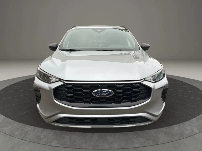2023 Ford Escape - Image 2 of 12