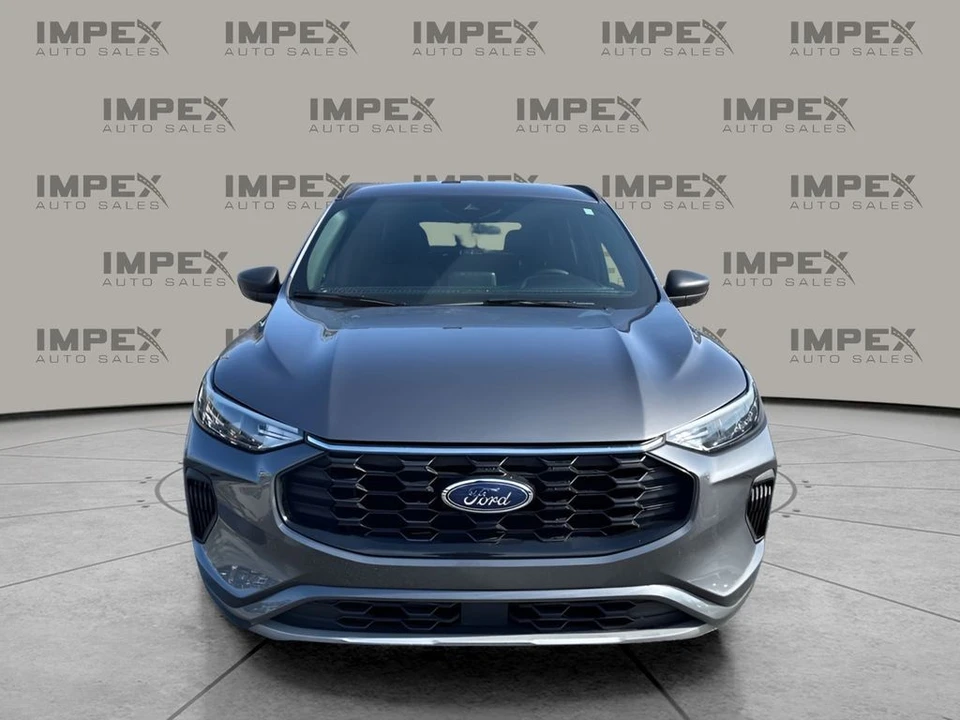 2023 Ford Escape - Image 8 of 12