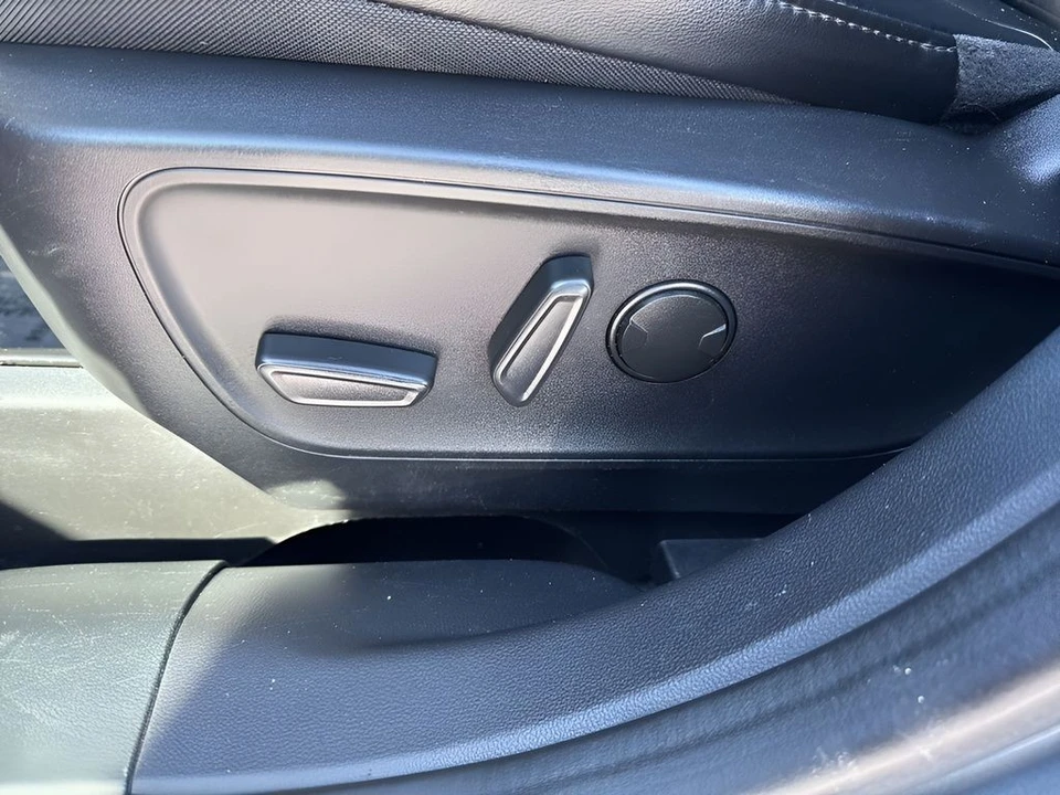 2023 Ford Escape - Image 10 of 12