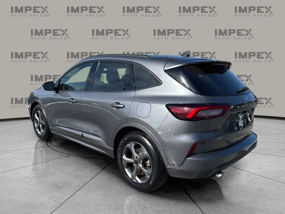 2023 Ford Escape - Image 3 of 12
