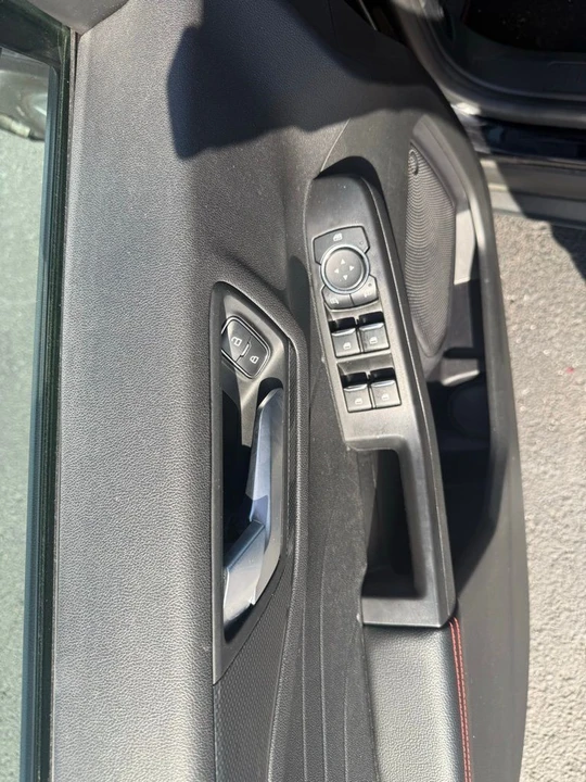 2023 Ford Escape - Image 20 of 21