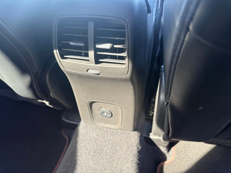 2023 Ford Escape - Image 13 of 21