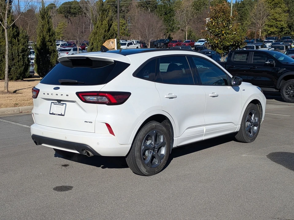 2023 Ford Escape - Image 4 of 12