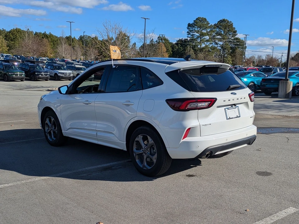2023 Ford Escape - Image 6 of 12