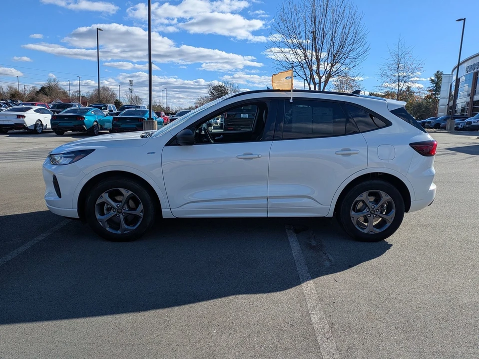 2023 Ford Escape - Image 7 of 12