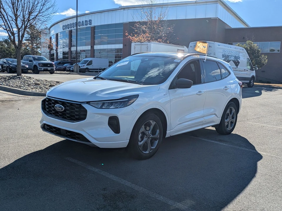2023 Ford Escape - Image 8 of 12