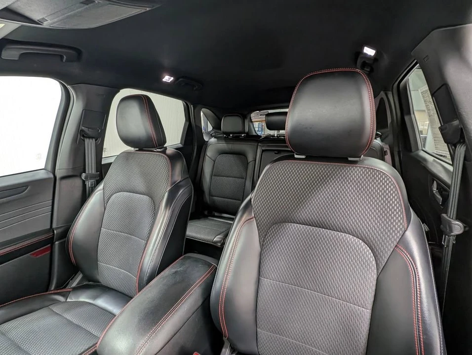 2023 Ford Escape - Image 5 of 13
