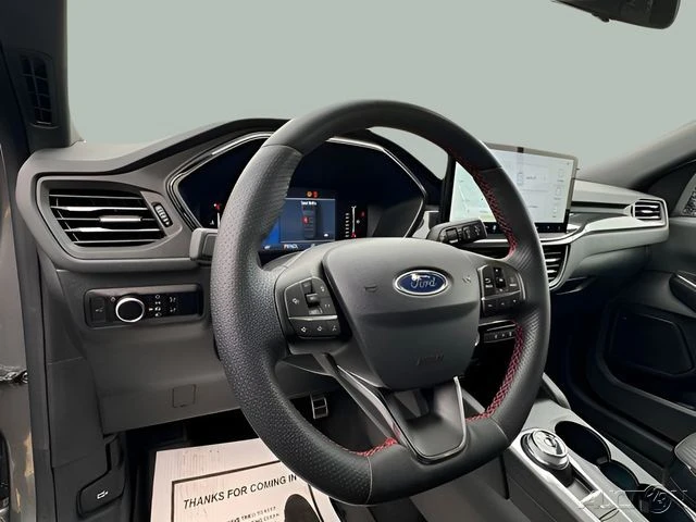 2023 Ford Escape - Image 13 of 21
