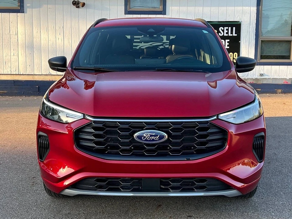 2023 Ford Escape - Image 7 of 21